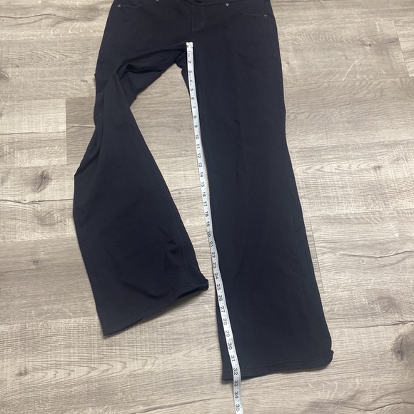 Athleta Betona Classic Pant - Picture 9 of 16